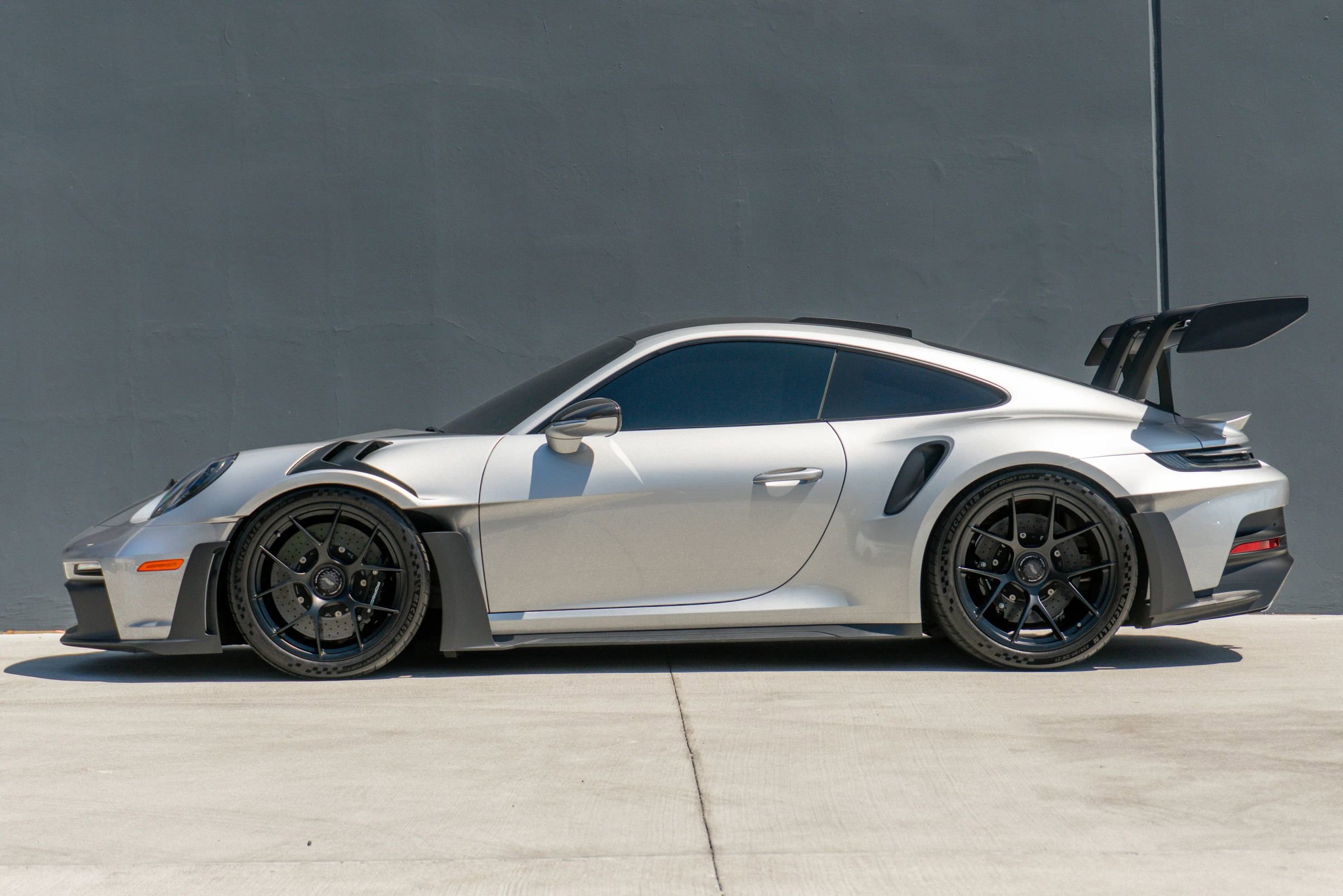 Used 2024 Porsche 911 GT3 RS image 2