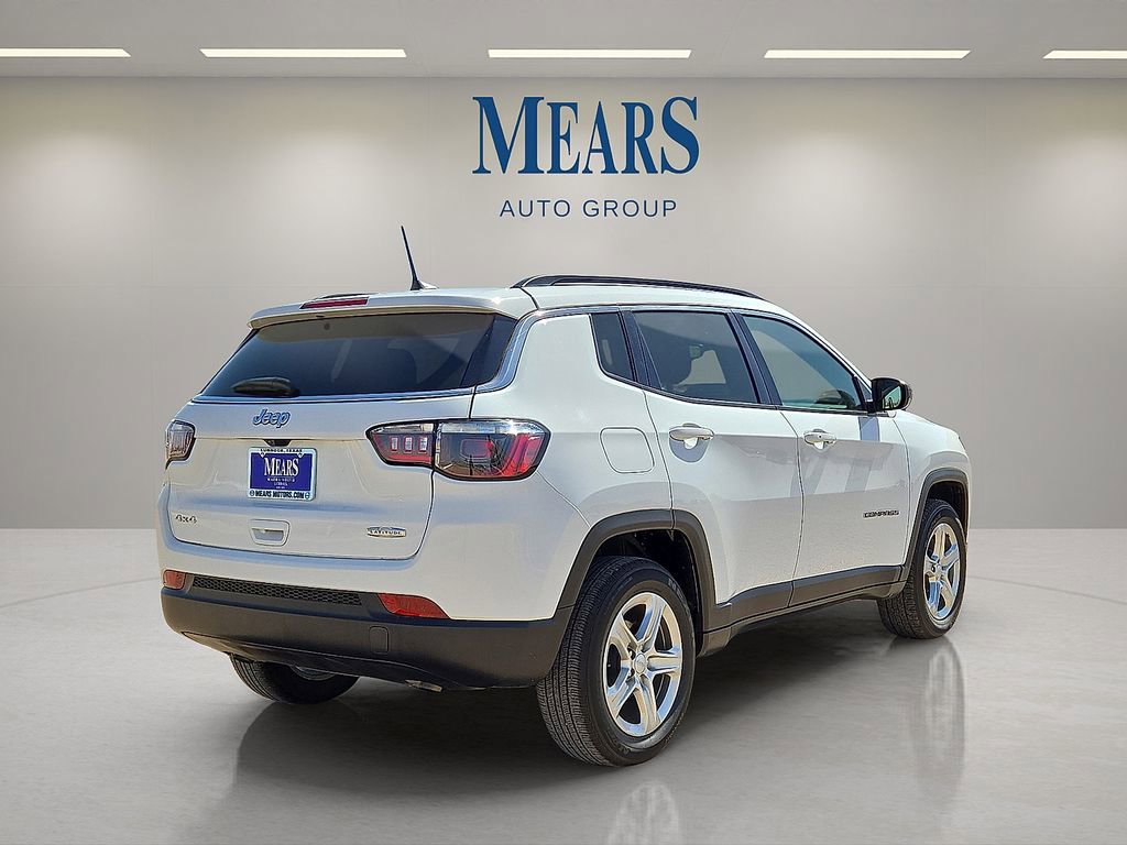 Used 2024 Jeep Compass Latitude image 5