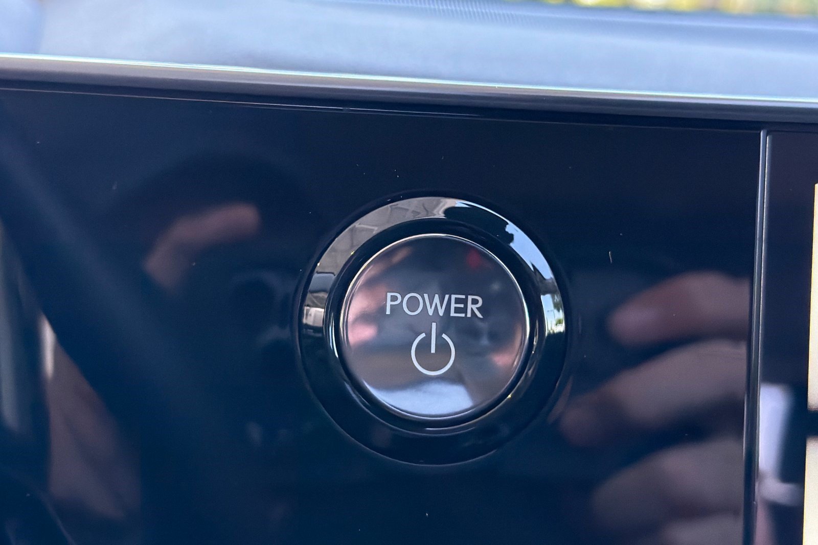 Certified 2025 Lexus NX 350h AWD w/ Accessory Package (2T) image 28