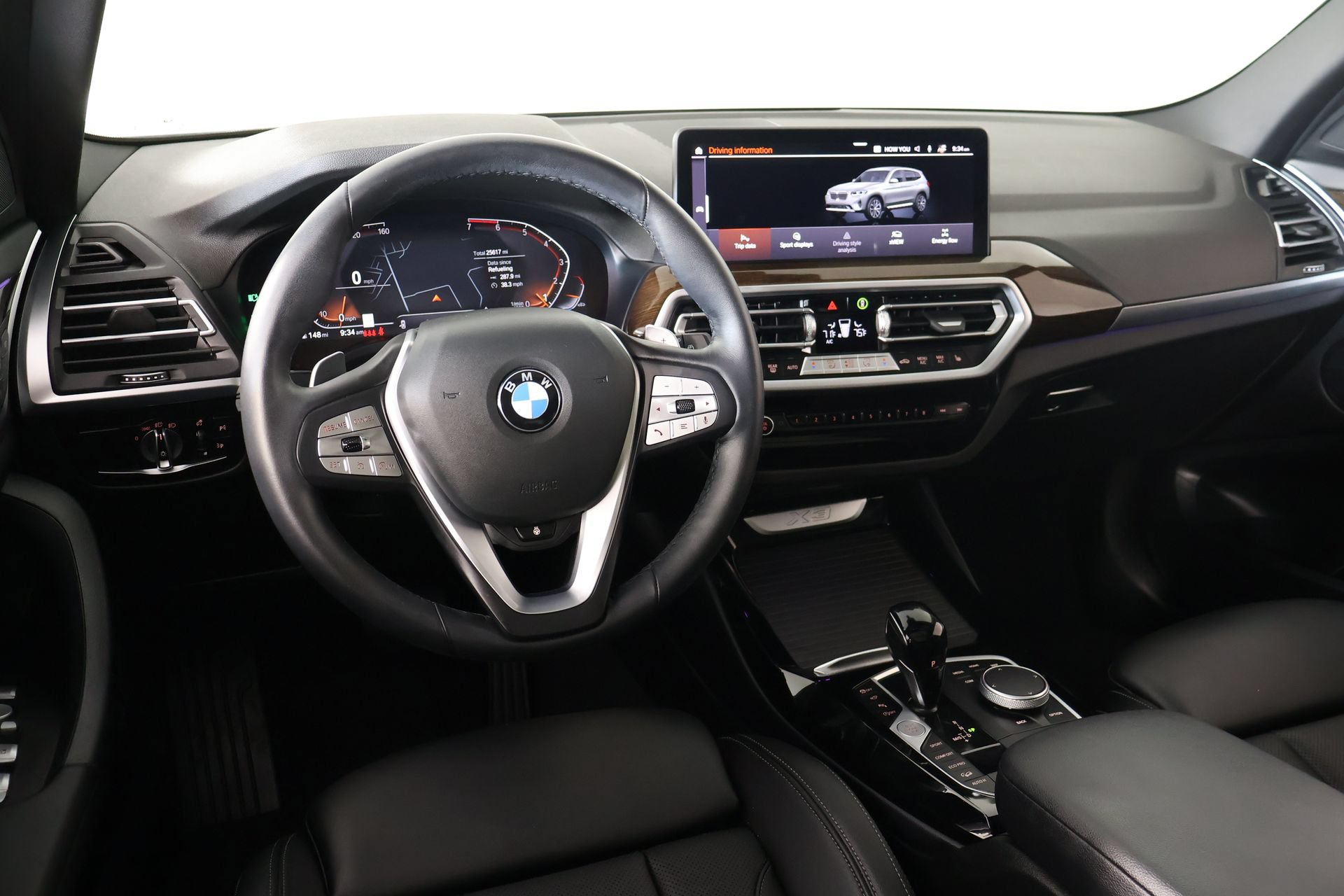 Used 2024 BMW X3 xDrive30i w/ Premium Package AWD/4WD image 2