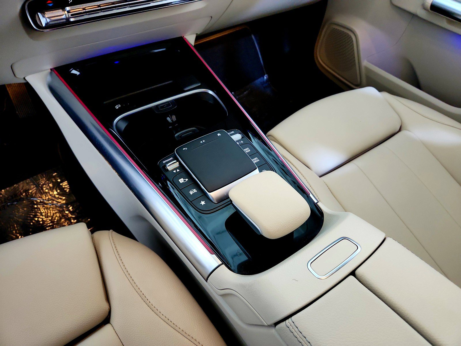 Certified 2023 Mercedes-Benz GLA 250 4MATIC image 16