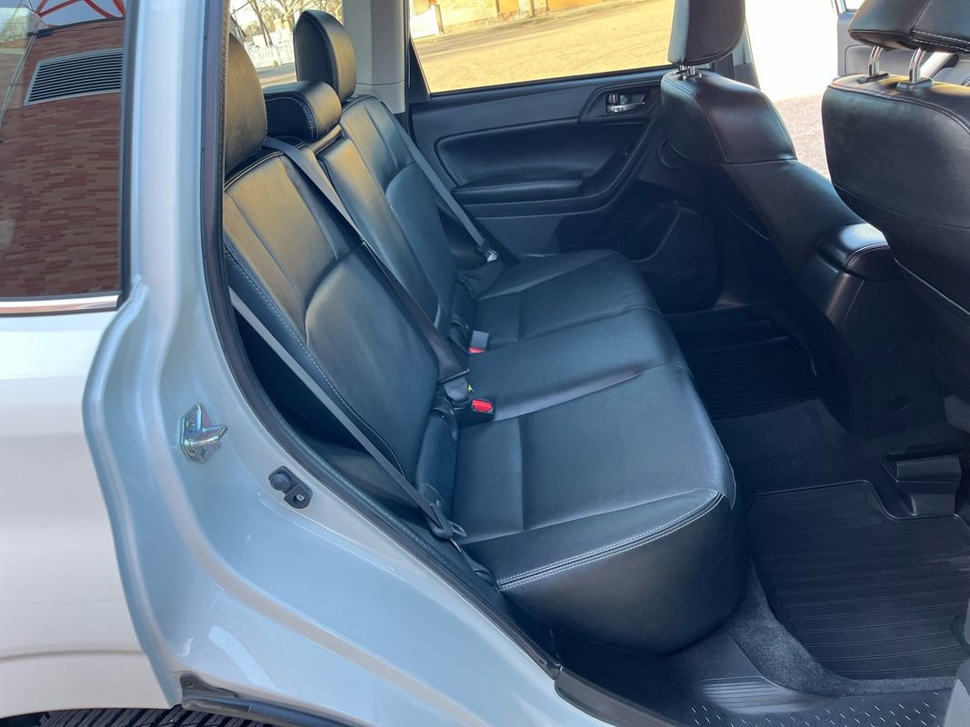 Used 2015 Subaru Forester 2.0XT Touring w/ Eyesight & Navigation System AWD/4WD image 16