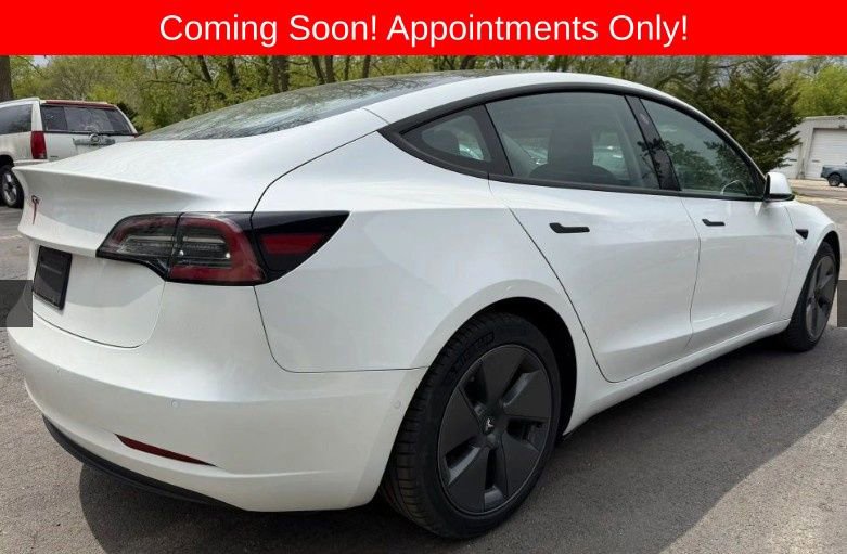 Used 2021 Tesla Model 3 Standard Range Plus RWD image 2
