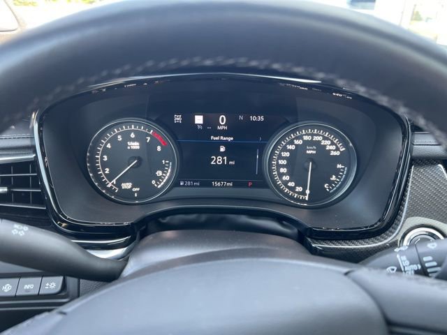 Used 2023 Cadillac XT6 Sport w/ Technology Package image 12