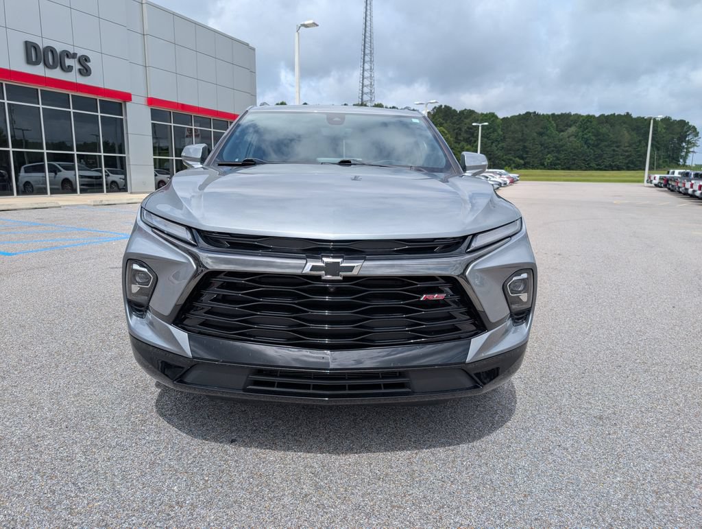 Used 2025 Chevrolet Blazer RS w/ Driver Confidence II Package FWD image 8