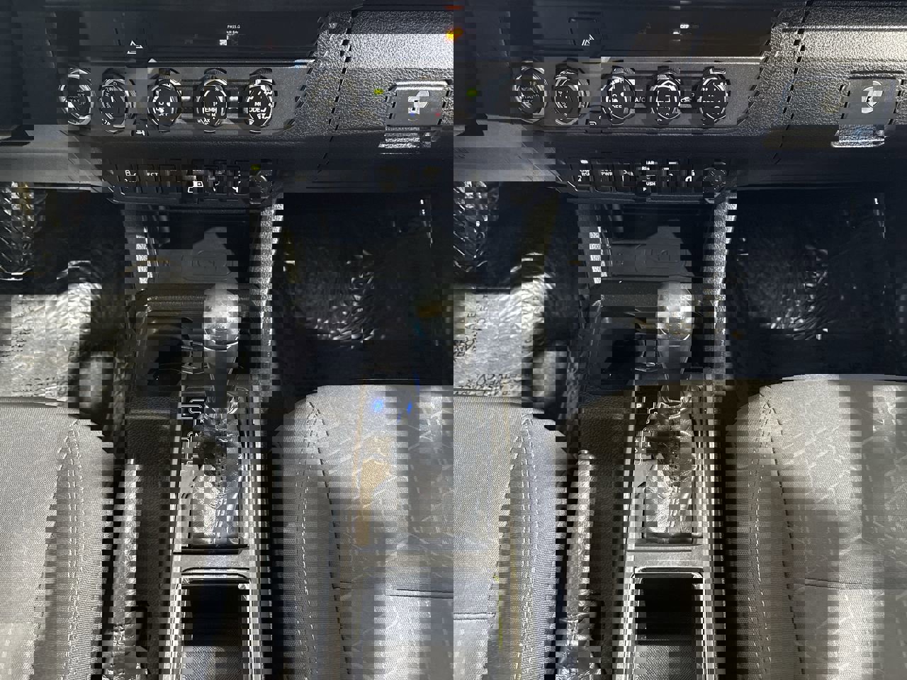 Certified 2019 Toyota Tacoma TRD Off-Road w/ Technology Package image 19