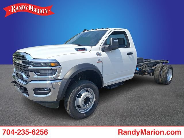 Used 2025 RAM 5500 Tradesman AWD/4WD image 1