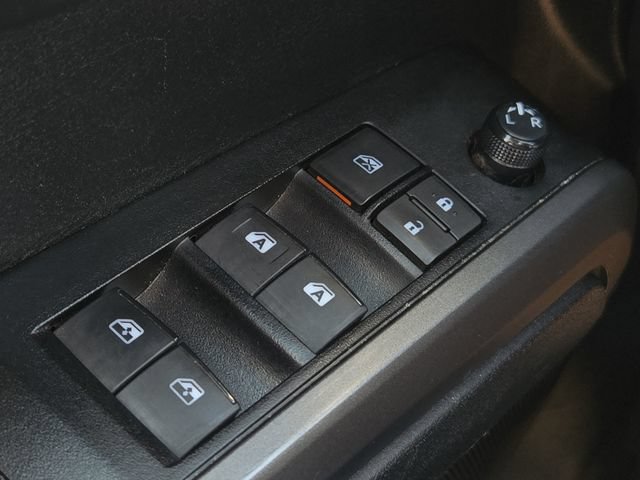 Certified 2023 Toyota Tacoma TRD Off-Road AWD/4WD image 27