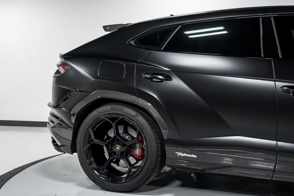 Used 2023 Lamborghini Urus Performante AWD/4WD image 56