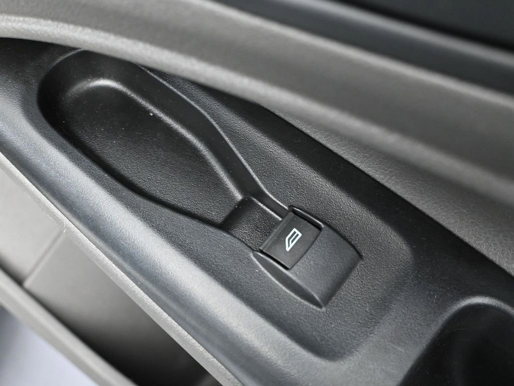 Used 2021 Ford Transit Connect XL image 45