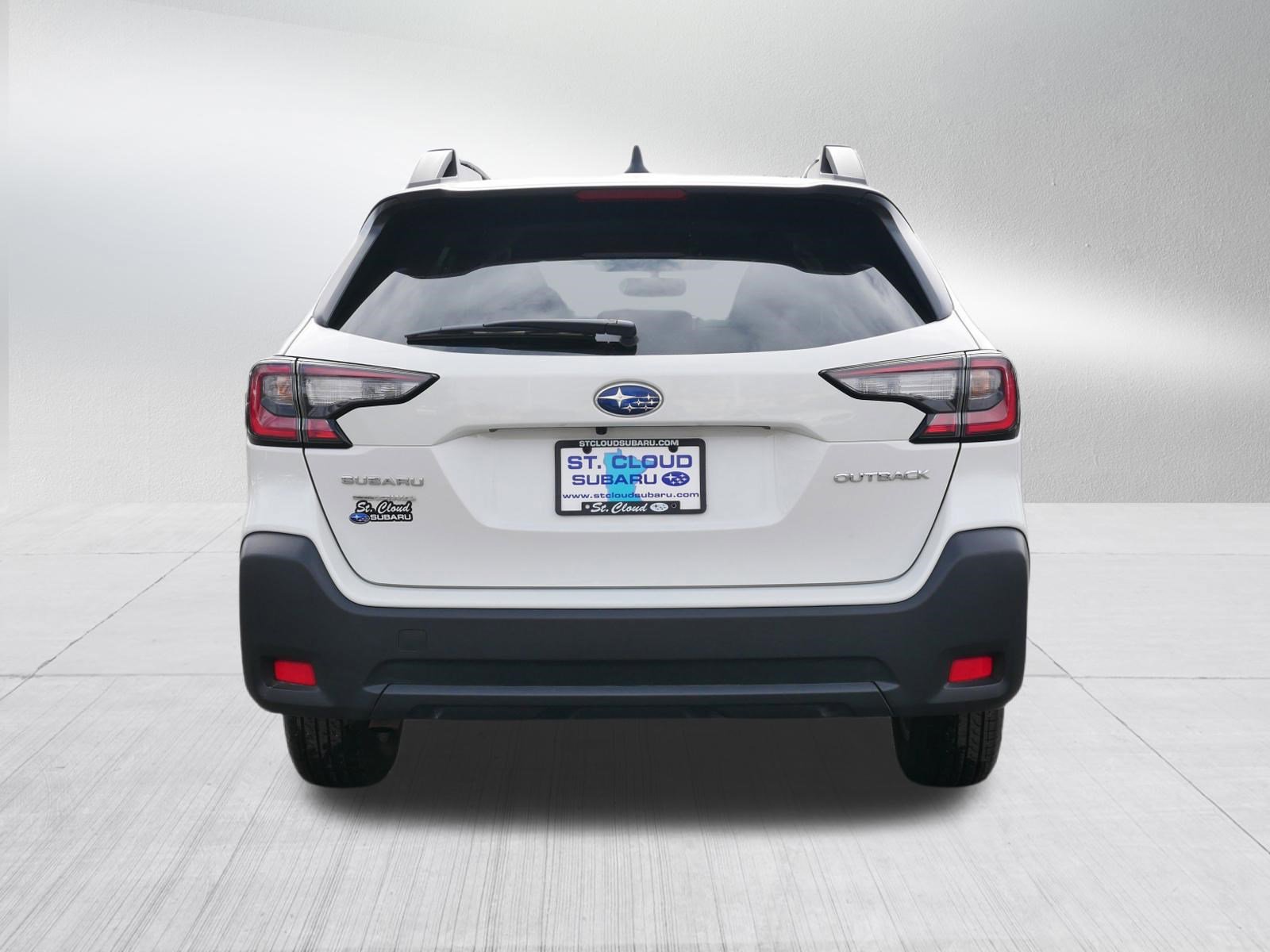 Certified 2025 Subaru Outback Premium image 6