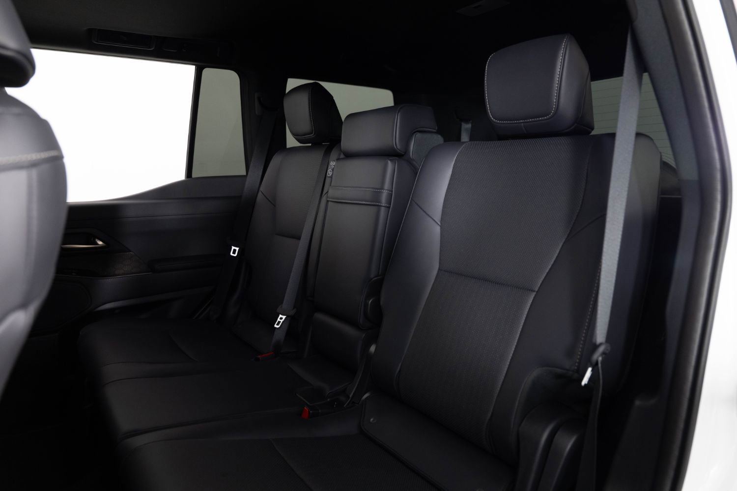 Used 2025 Lexus GX 550 w/ Accessory Package (Z1) AWD/4WD image 18
