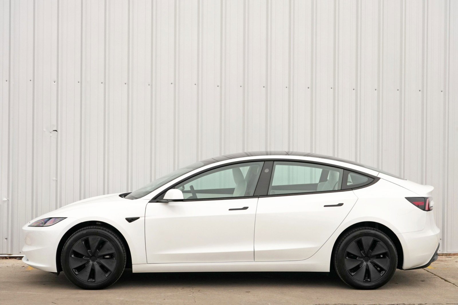 Used 2025 Tesla Model 3 Long Range image 52