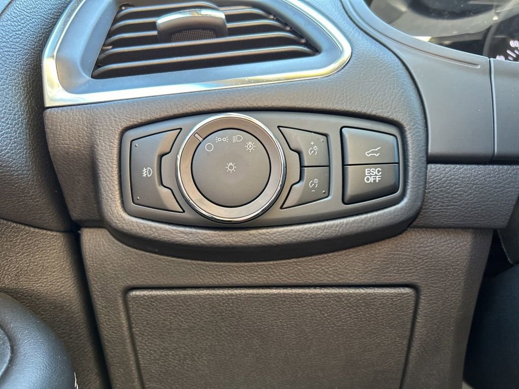 Used 2024 Ford Edge ST w/ Equipment Group 401A image 30