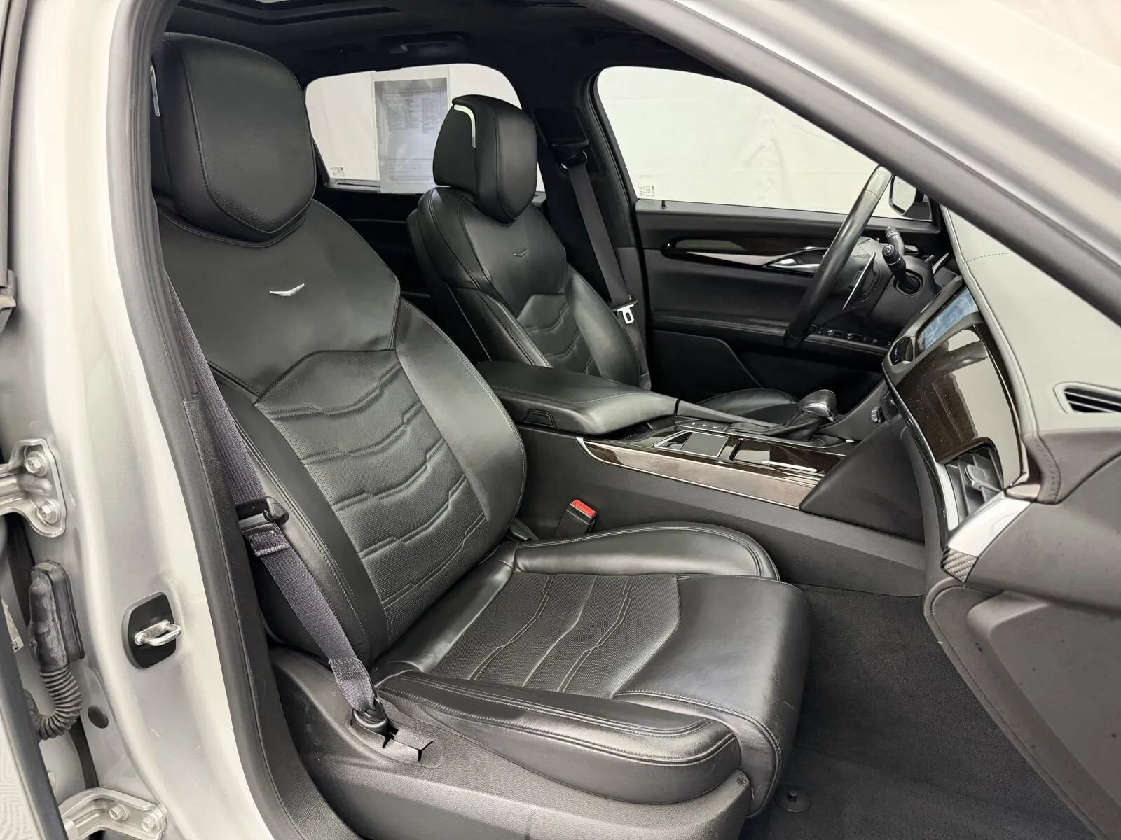 Used 2017 Cadillac CT6 Platinum AWD/4WD image 38