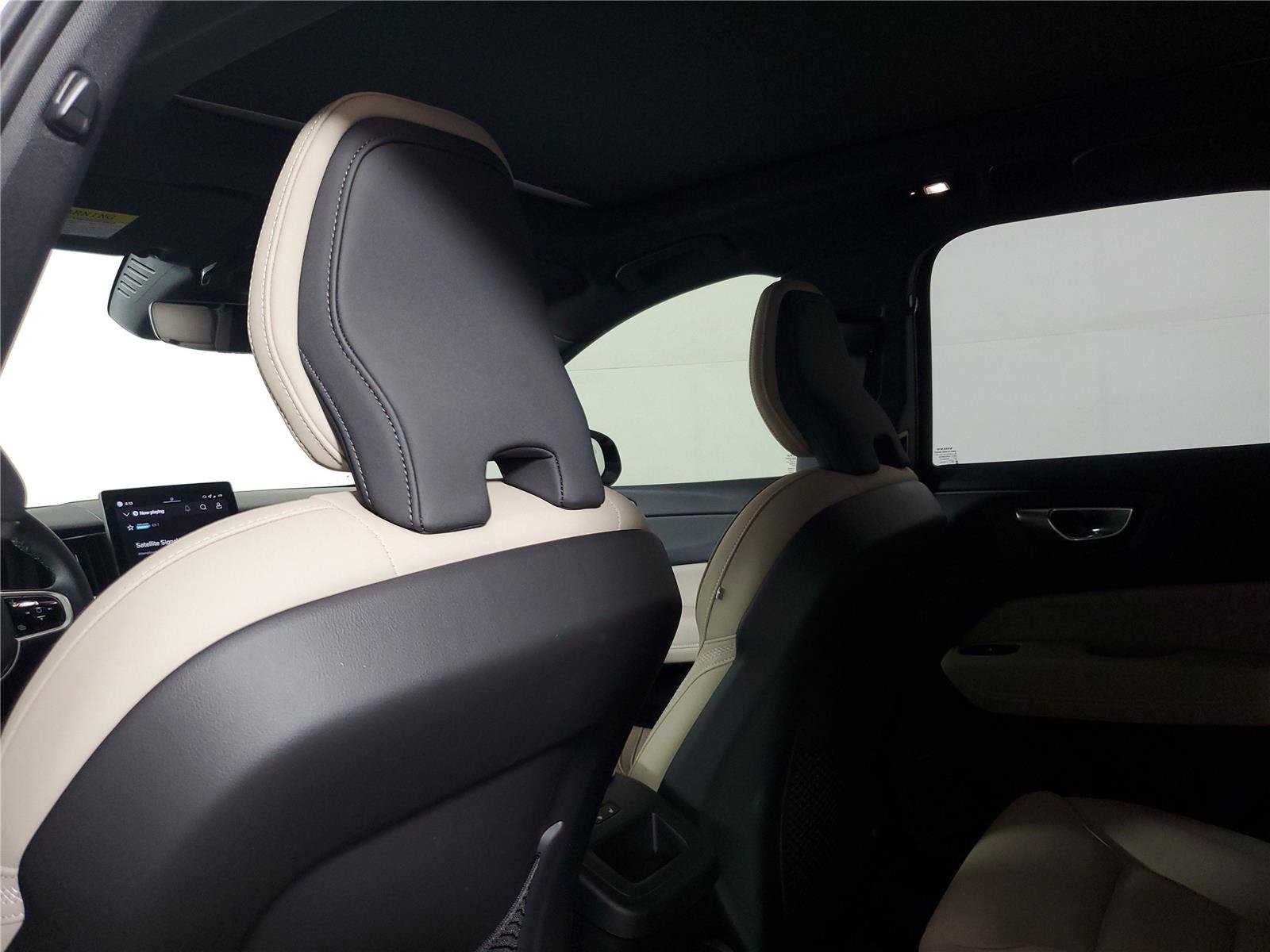 Certified 2026 Volvo XC60 B5 Plus w/ Protection Package Premier AWD/4WD image 14