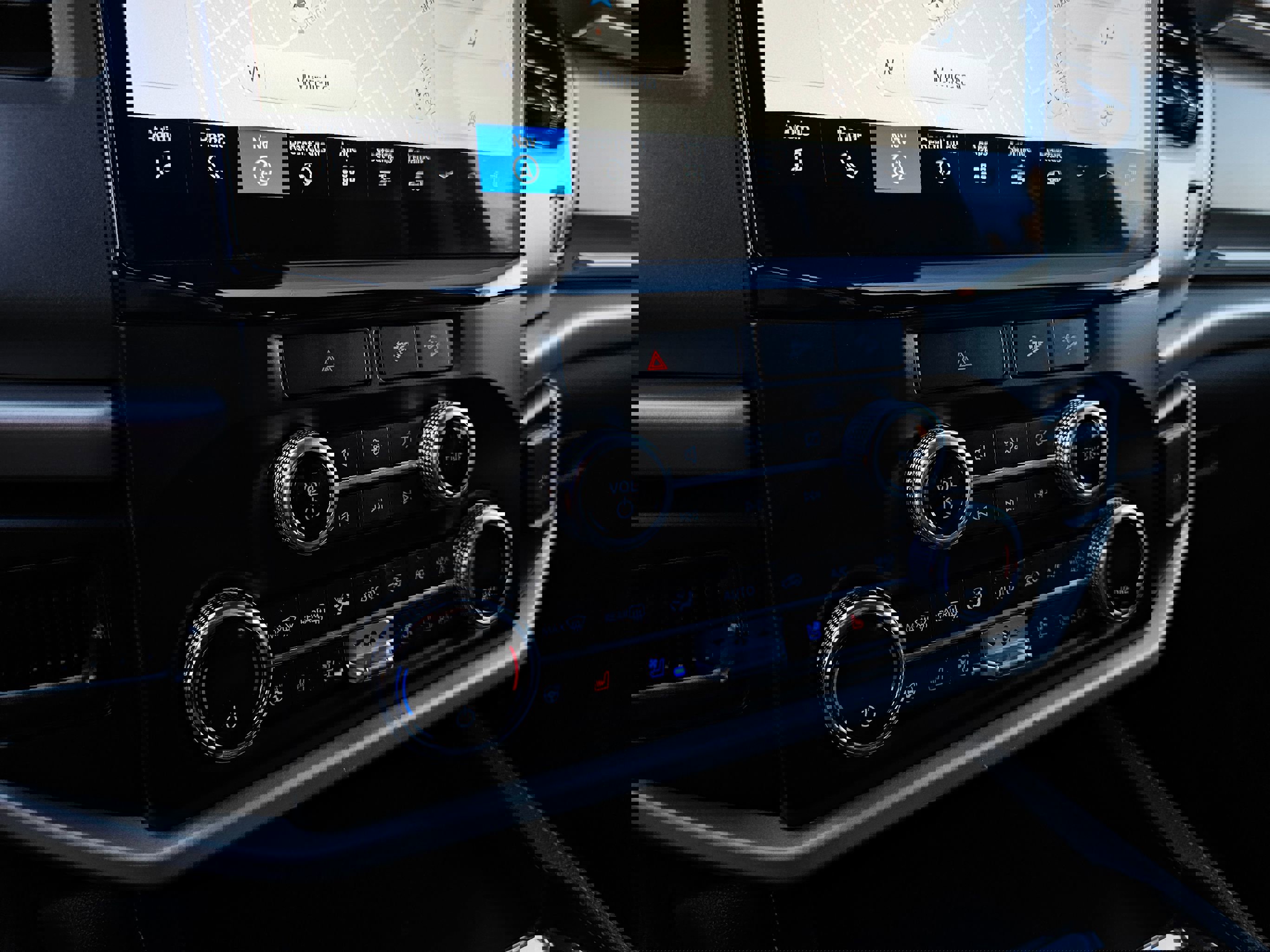 Used 2022 Ford Expedition XLT image 37