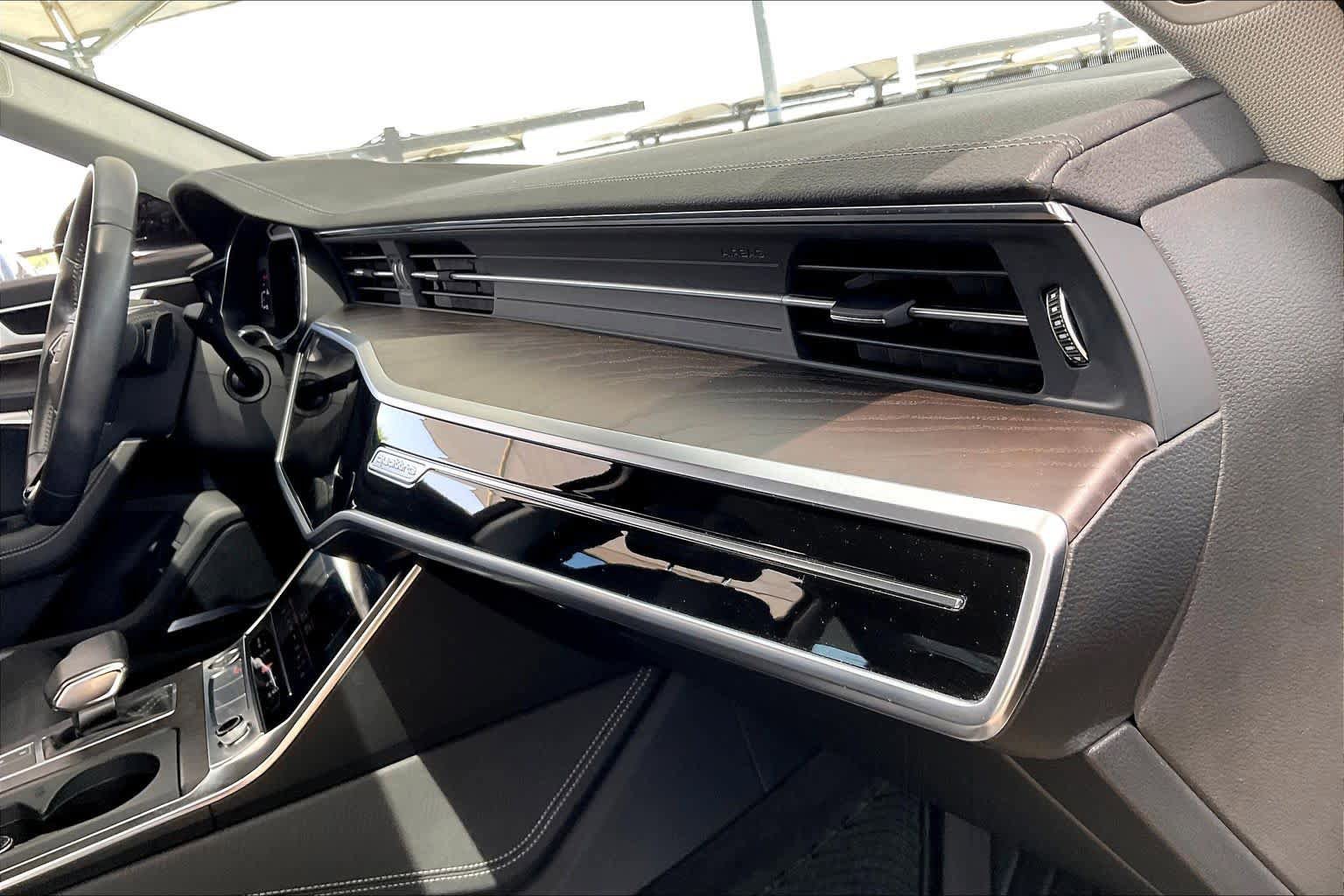 Used 2019 Audi A6 3.0T Premium Plus w/ Premium Plus Package AWD/4WD image 19