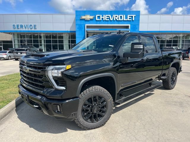 New 2026 Chevrolet Silverado 2500 High Country w/ Midnight Edition AWD/4WD image 2