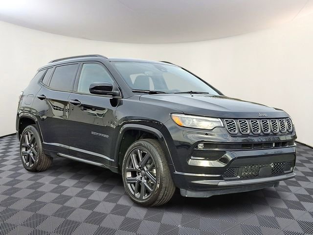 Used 2024 Jeep Compass Limited w/ High Altitude Package