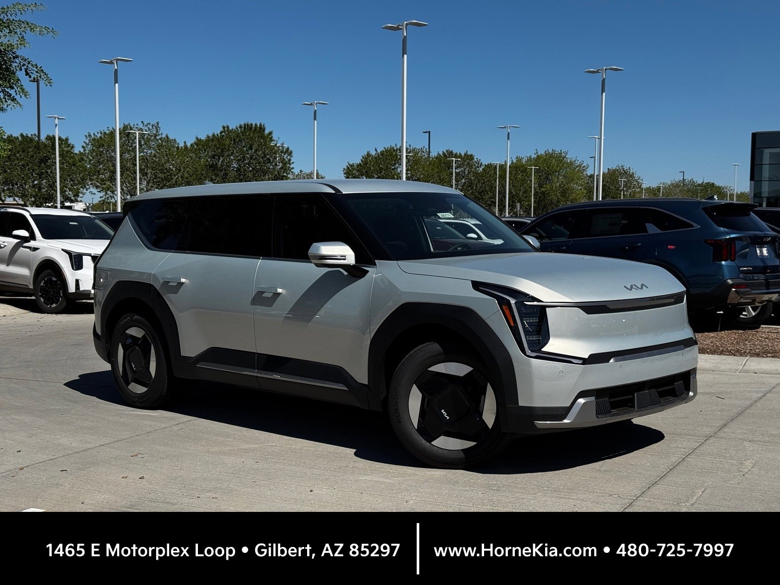 New 2026 Kia EV9 Light