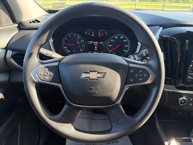 Used 2021 Chevrolet Traverse LS FWD image 14
