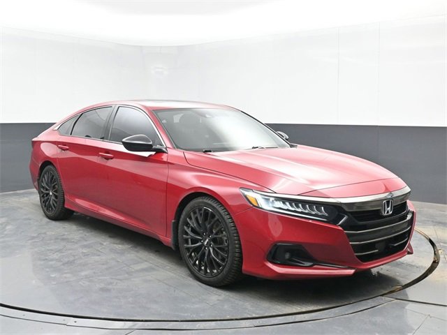 Used 2021 Honda Accord Sport image 2