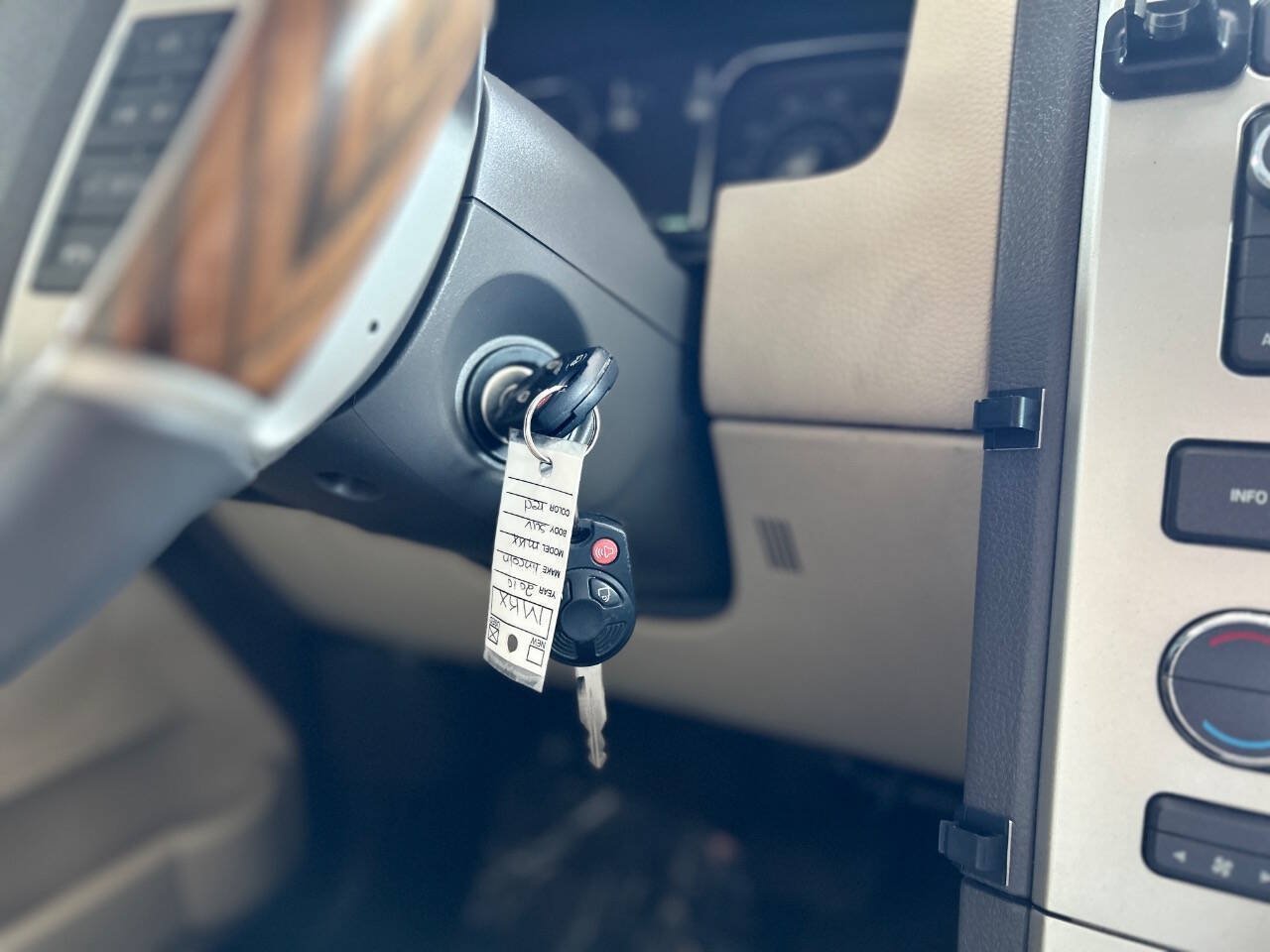 Used 2010 Lincoln MKX 2WD image 78