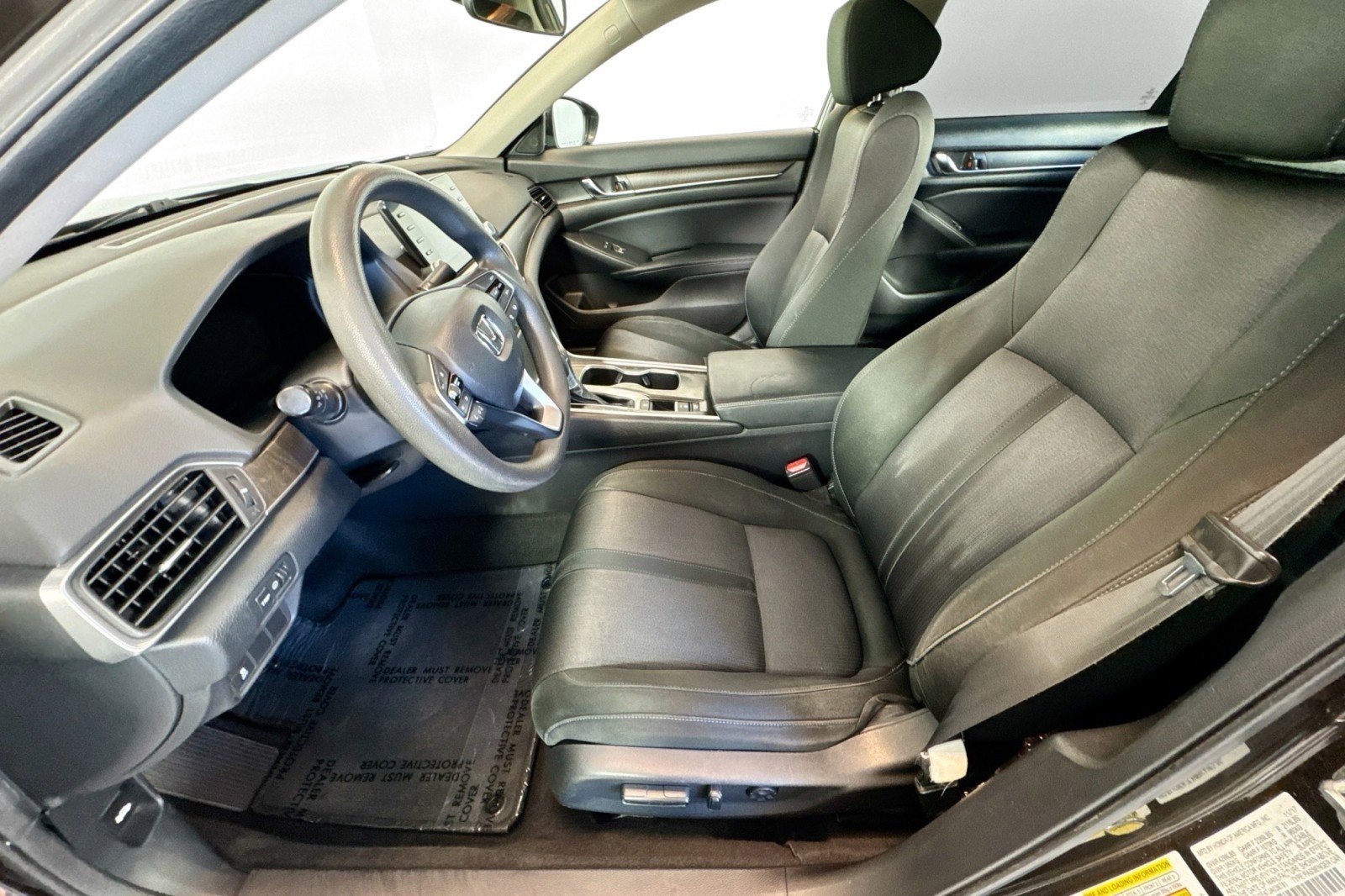 Used 2018 Honda Accord EX image 18