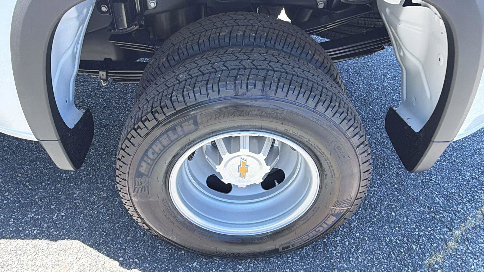 New 2026 Chevrolet Silverado 3500 W/T AWD/4WD image 9