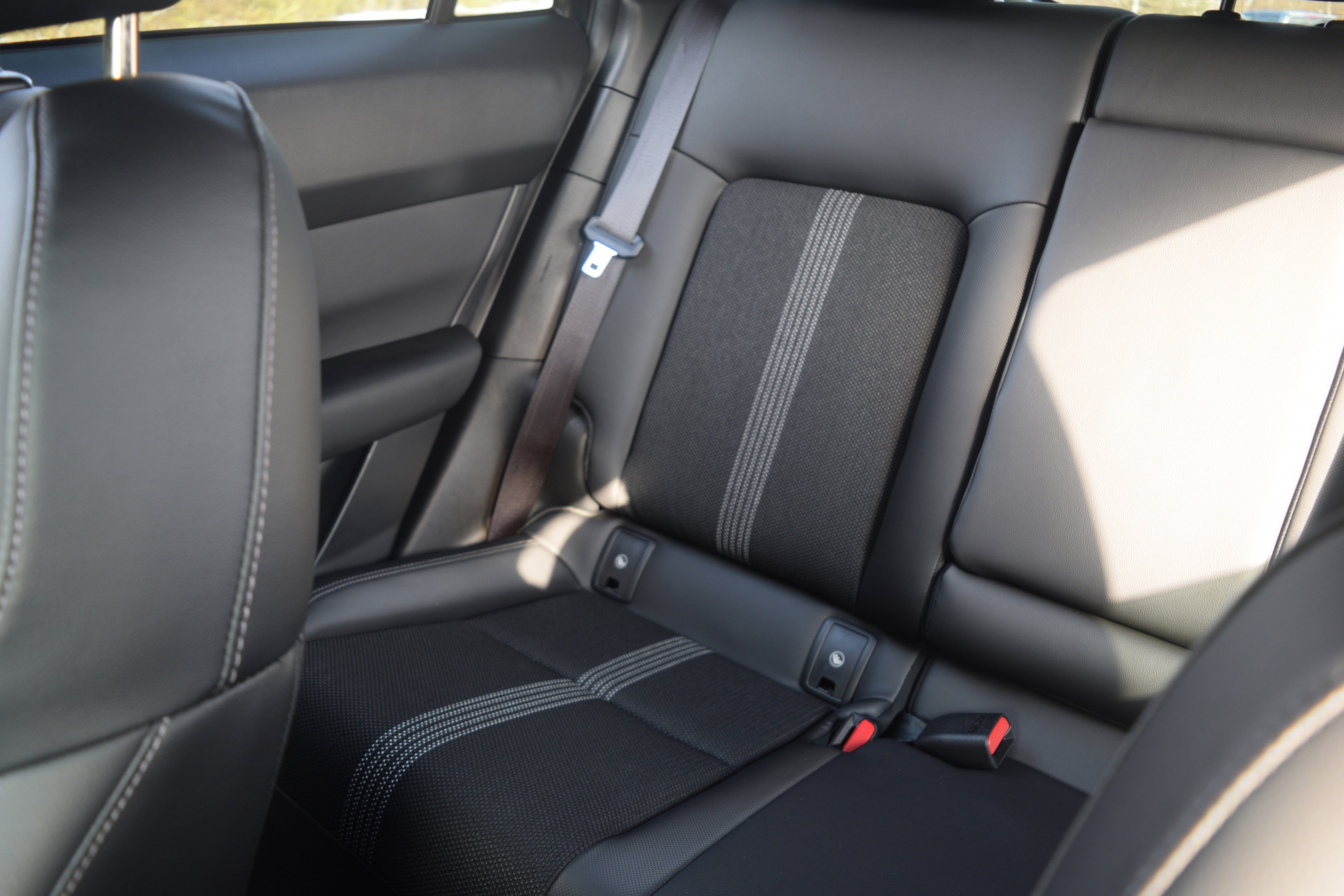 Used 2024 MAZDA CX-50 AWD 2.5 S w/ Cargo Package image 16