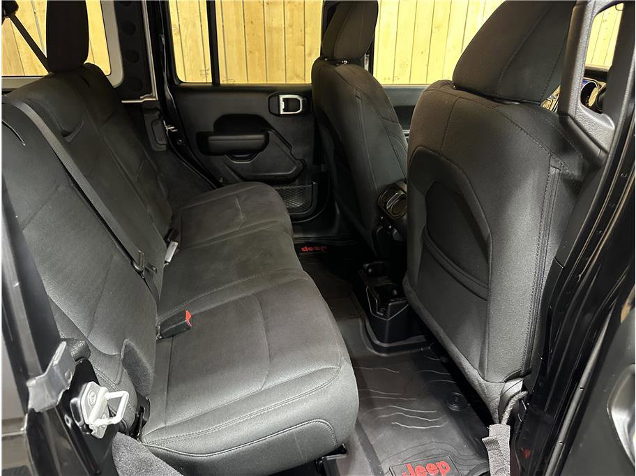 Used 2020 Jeep Wrangler Unlimited Sport image 27