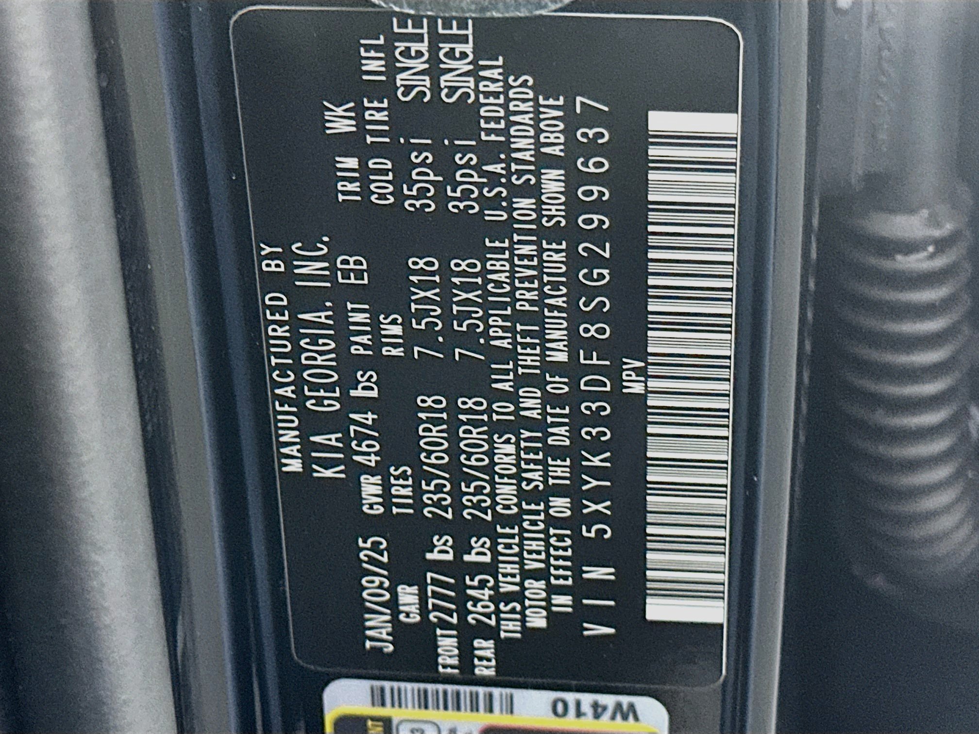 Used 2025 Kia Sportage EX FWD image 12