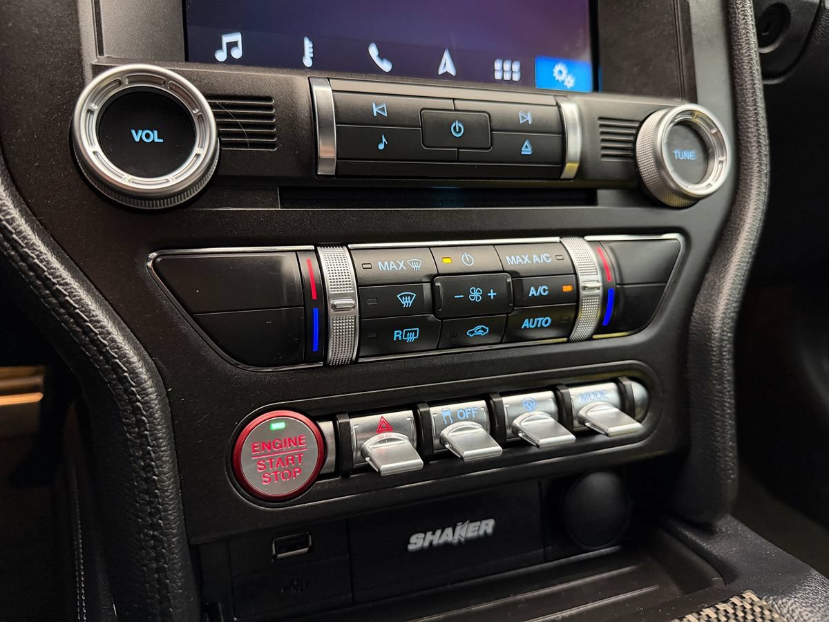 Used 2018 Ford Mustang GT Premium w/ GT Performance Package RWD image 33