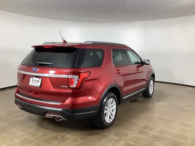 Used 2018 Ford Explorer XLT w/ Equipment Group 201A AWD/4WD image 5