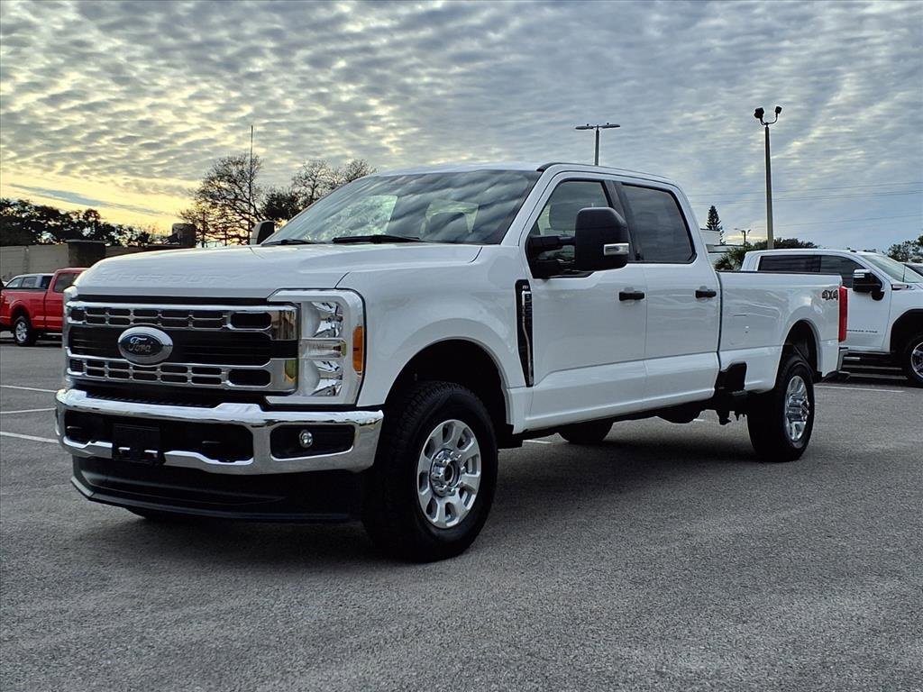 Used 2023 Ford F250 XLT image 3