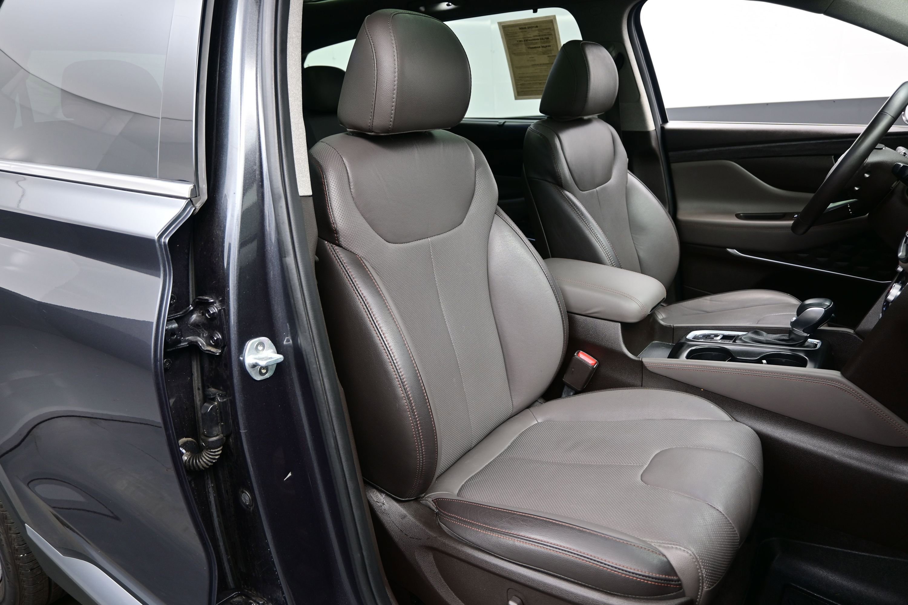 Used 2020 Hyundai Santa Fe SEL w/ Convenience + Premium Package AWD/4WD image 14