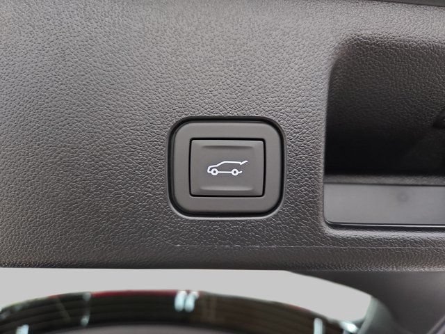 New 2026 Chevrolet Equinox EV LT w/ LPO, All-Weather Mat Package FWD image 15