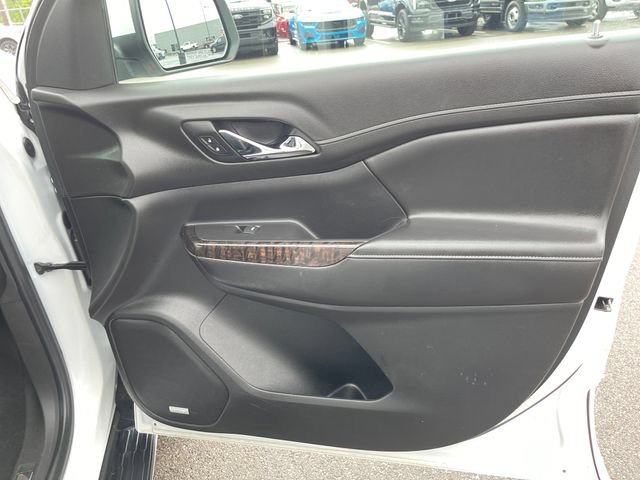 Used 2020 GMC Acadia Denali w/ LPO, 'HIT The Road' Package AWD/4WD image 43