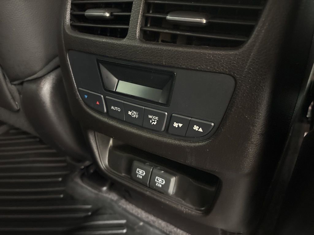 Used 2018 Acura MDX SH-AWD image 18