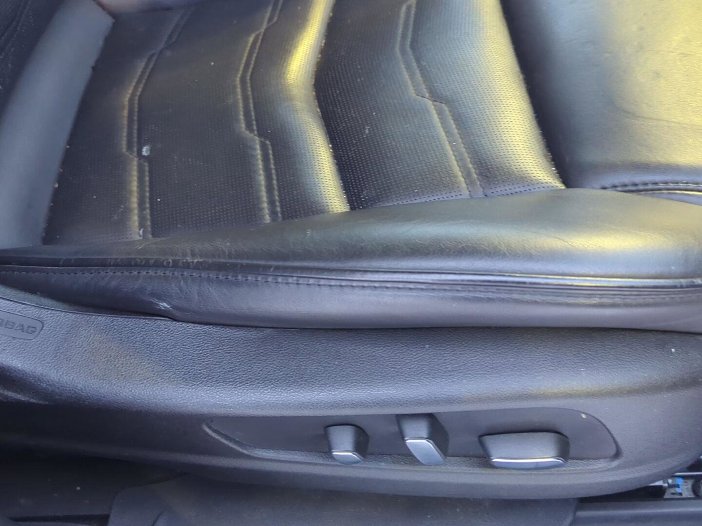 Used 2017 Cadillac XT5 Platinum image 29