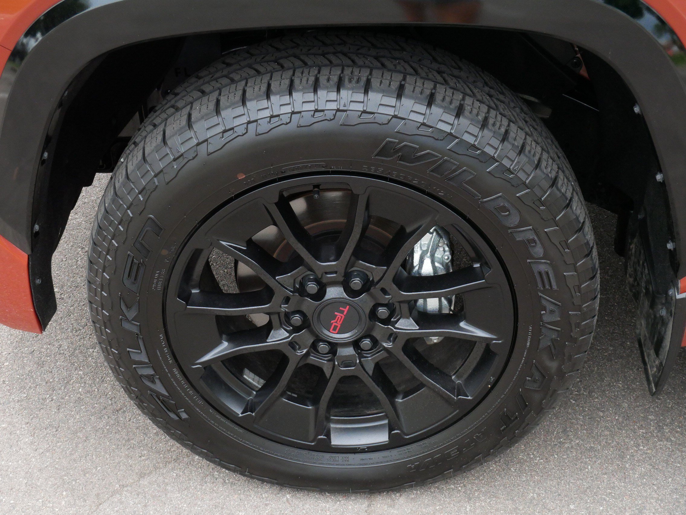 Used 2025 Toyota Sequoia Platinum w/ TRD Off-Road Package AWD/4WD image 15