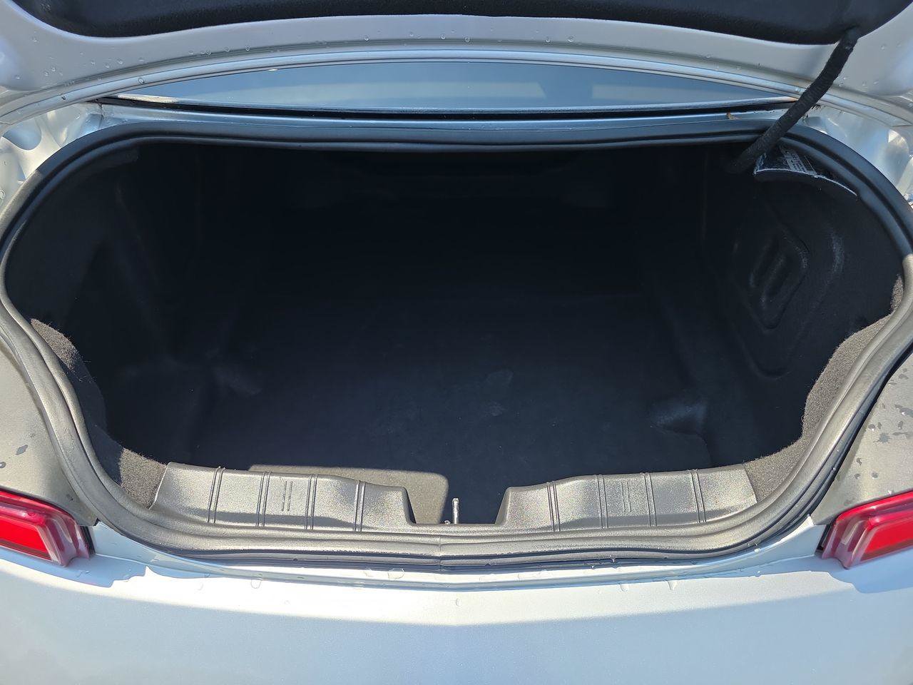 Used 2017 Chevrolet Camaro SS RWD image 15
