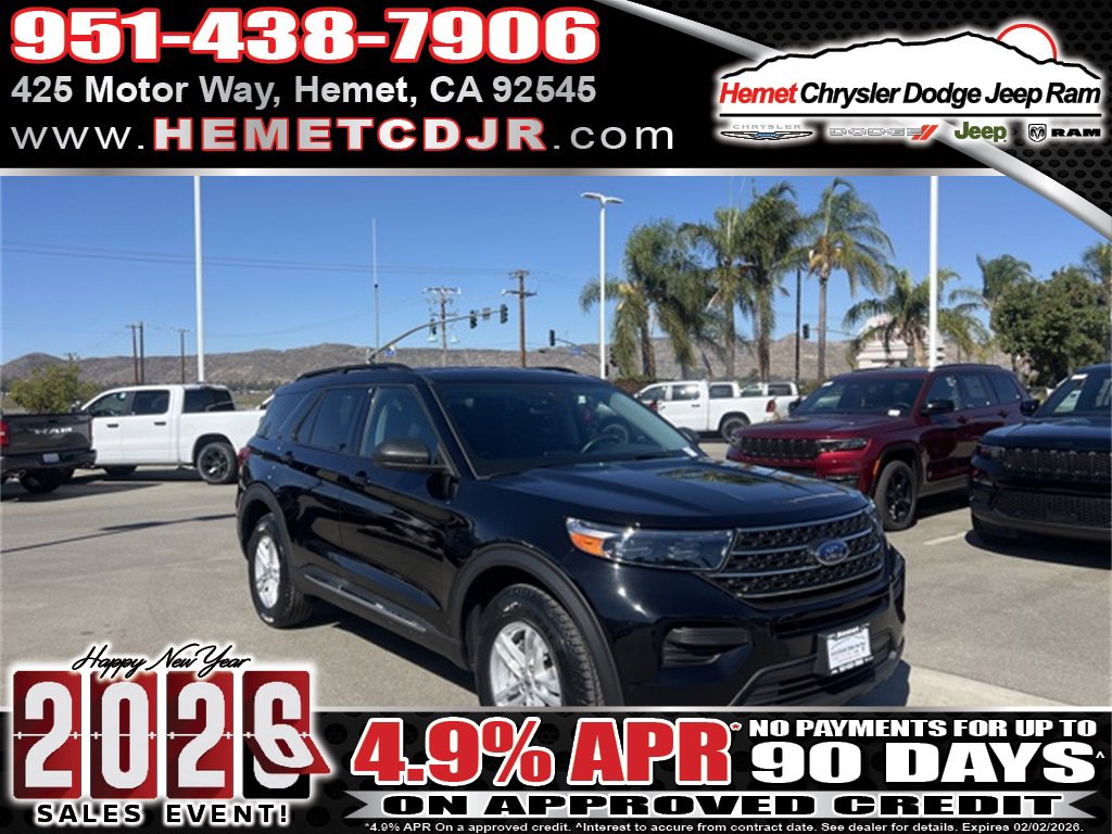 Used 2023 Ford Explorer XLT image 1