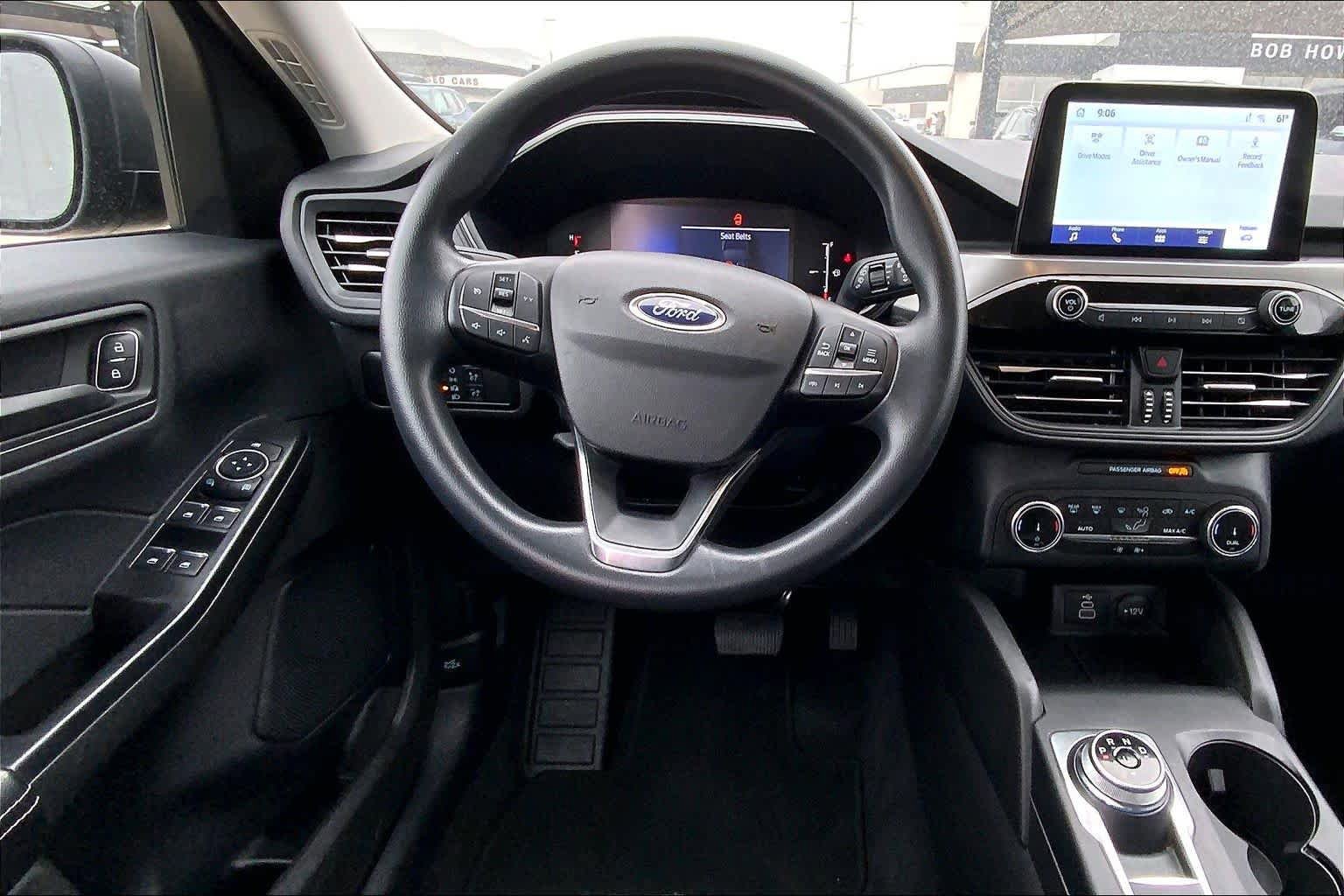 Used 2025 Ford Escape Active AWD/4WD image 6