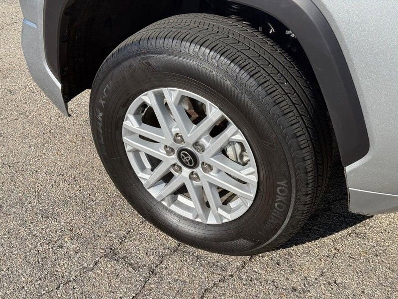 Used 2025 Toyota Tundra SR5 w/ SR5 Convenience Package AWD/4WD image 10