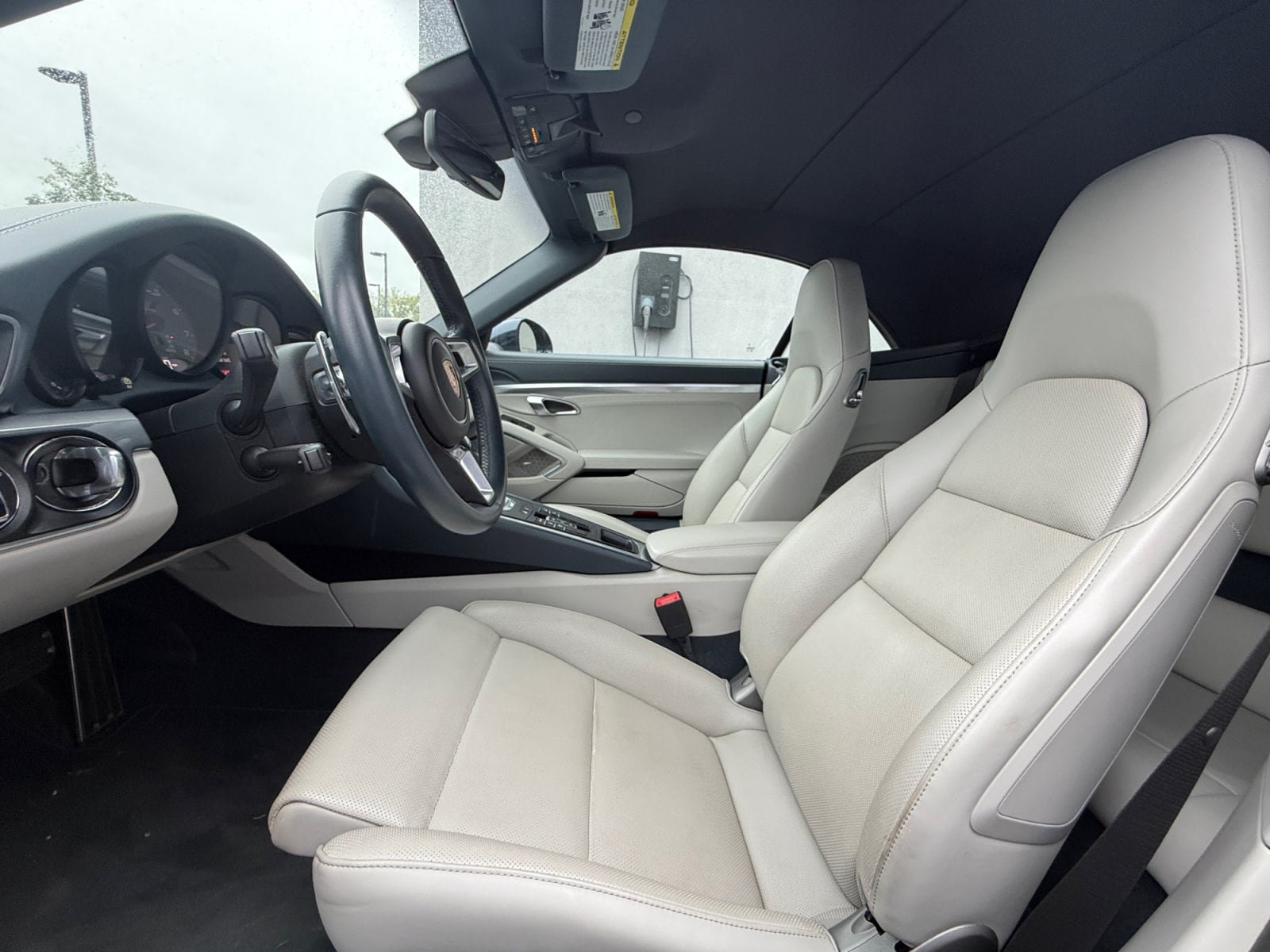 Certified 2019 Porsche 911 Carrera 4S AWD/4WD image 5