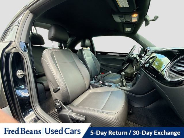 Used 2012 Volkswagen Beetle 2.5 image 26