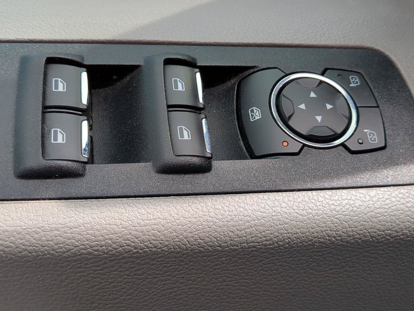 Used 2019 Ford F150 XLT w/ Equipment Group 302A Luxury AWD/4WD image 13