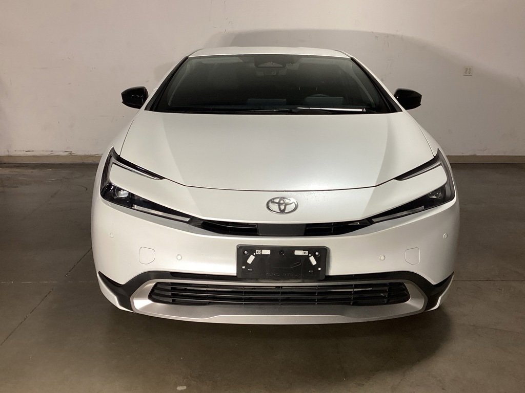 Used 2024 Toyota Prius Prime SE image 16